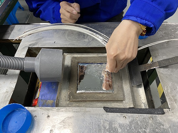苏州凯佰乐简述电子线的沾锡工艺 苏州凯佰乐简述电子线的沾锡工艺